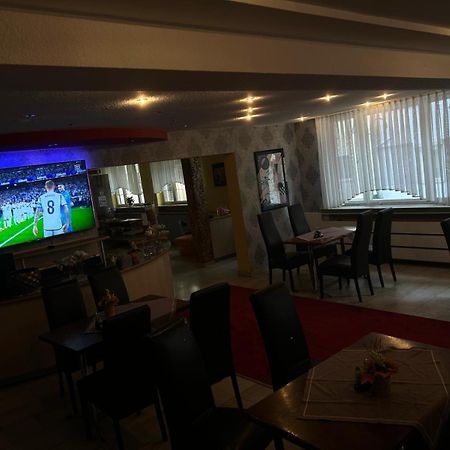 Lilton Hotel Stuttgart-Zuffenhausen Экстерьер фото