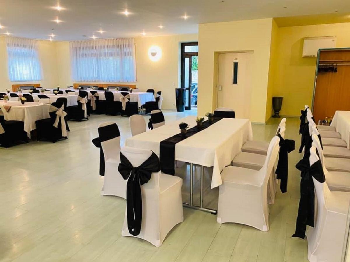Lilton Hotel Stuttgart-Zuffenhausen Экстерьер фото