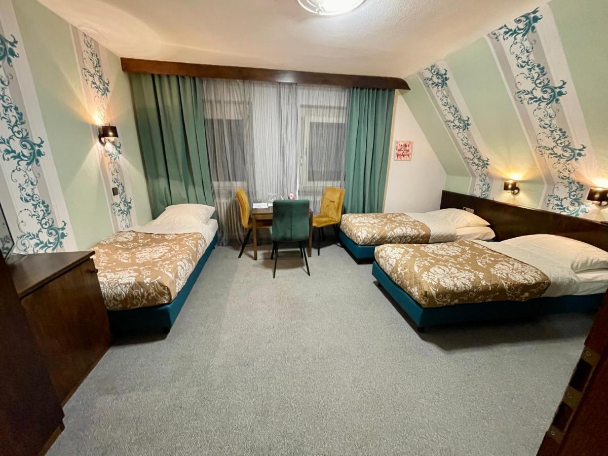 Lilton Hotel Stuttgart-Zuffenhausen Экстерьер фото