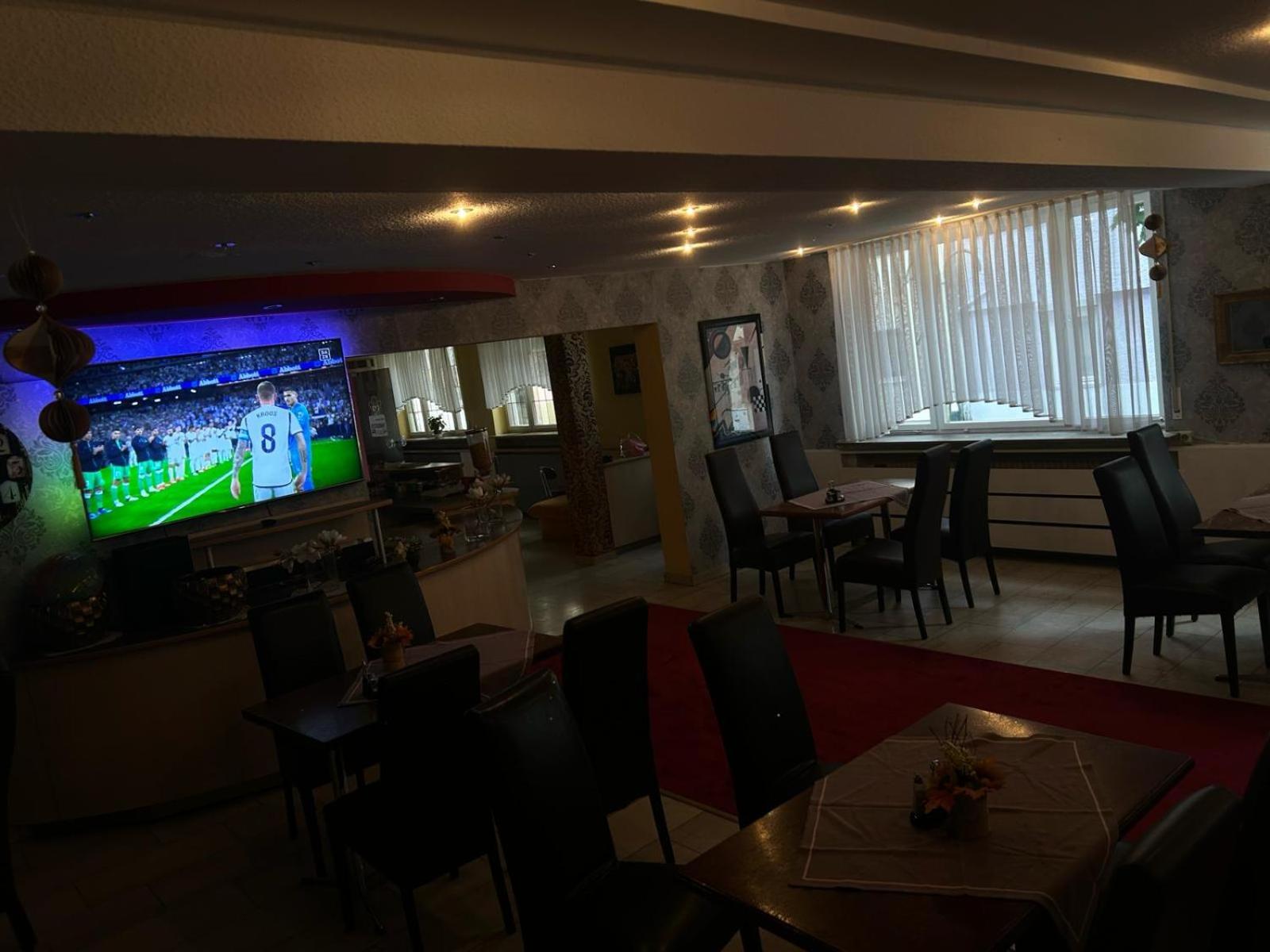 Lilton Hotel Stuttgart-Zuffenhausen Экстерьер фото